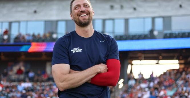 Giants fans make a case for Hunter Pence in the Hall of Fame