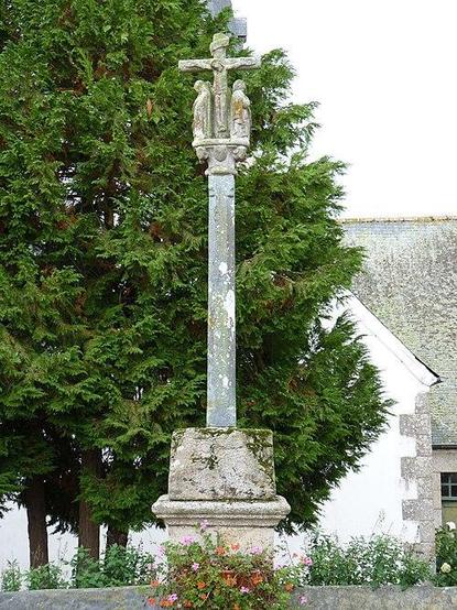Croix à #Hémonstoir (#CôtesDArmor) Construction XVIIIe siècle. Croix : inscription par arrêté du 27 mars 1926.
Suite 👉 https://monumentum.fr/monument-historique/pa00089196/hemonstoir-croix
#Patrimoine #MonumentHistorique
Photo CC-BY-SA 4.0 : Crepi22