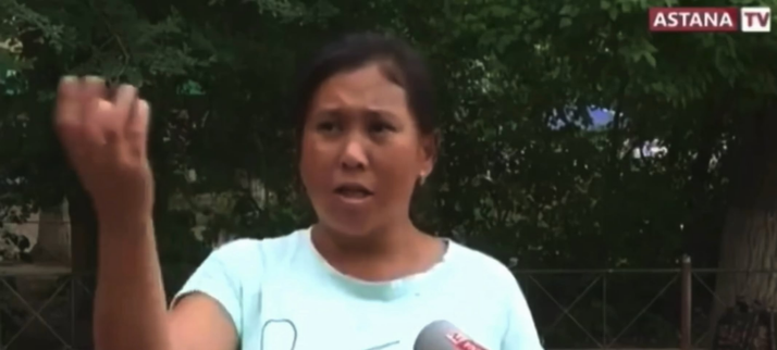 Old Alleged UFO Crash In Kazakhstan And Locals Try To Open It