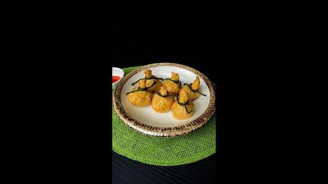 【揚げないのにこの満足感】「外パリ中ふわ♡」「冷めてもおいしい！」豆腐たっぷり巾着ライスペーパーで鶏つくね焼き / Chicken Balls with Rice Paper Wrappers