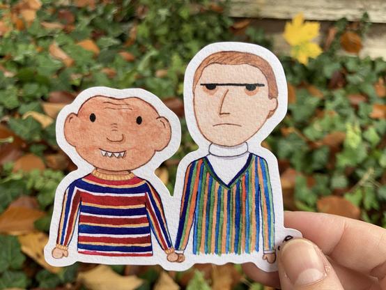 It’s Quark and Odo from Star Trek Deep Space Nine, aka quodo, aka despite their many differences they’re the very best of friends (maybe more?) and that’s why they’re dressed just like Ernie and Bert Sesame Street here on this sticker design. I’m right.