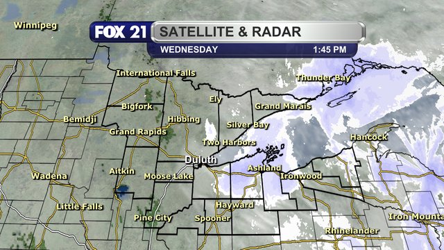 The satellite and radar over the Northland at 1:45 p.m. on November 26, 2025, shows snow showers persisting over the South Shore and Upper Peninsula regions, moving from north to south. Clouds persist for many of us, with a few breaks being detected in northeast Minnesota.
