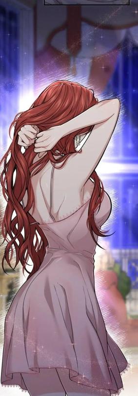 Rothaarige anime Frau bindet sich früh morgens die Haare, während sie noch ihre Schlafsachen trägt