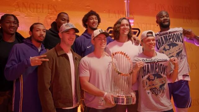 Lakers pay tribute to the World Champion Dodgers