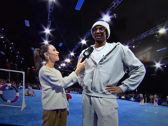 Tyrese at the National Dog Show as a guest handler. How do you not love this dude?