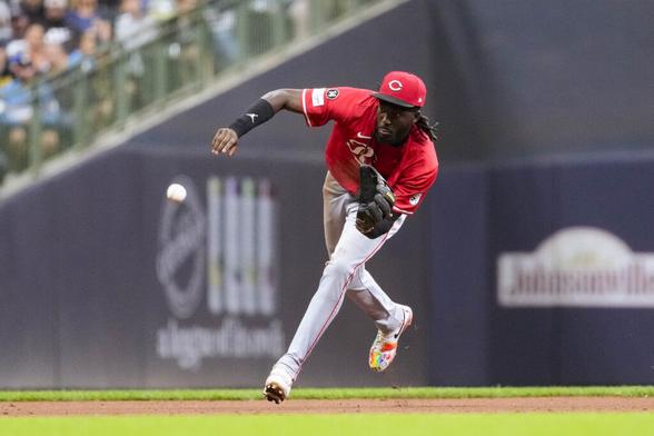 Reds Plan To Keep Elly De La Cruz At Shortstop