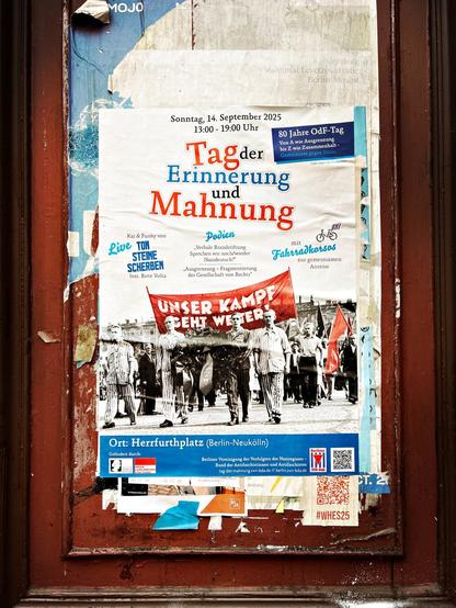 Quelques affiches et autocollants du moment sur les murs de Berlin