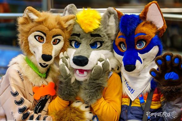 Garth, Lee, and Frosti sitting together on a bench