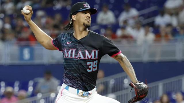 Marlins Expected to Re-Open Extension Talks With Core Starting Pitcher This Winter