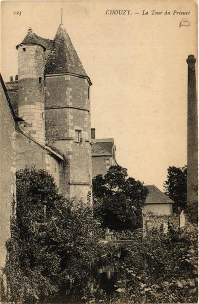Chouzy - La Tour du Prieure (#LoirEtCher)  #CartePostaleAncienne 👉 https://cartorum.fr/carte-postale/472382/chouzy-la-tour-du-prieure