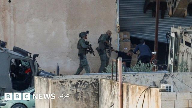 القوات الإسرائيلية تقتل فلسطينيين اثنين بعد استسلامهما على ما يبدو