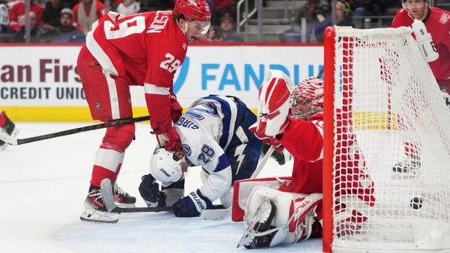 Detroit Red Wings’ blues continue with third straight loss as Tampa Bay Lightning roll