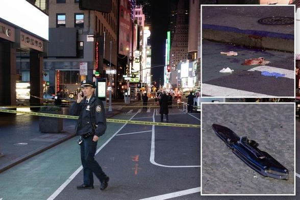 Man beaten with baseball bat, fatally stabbed near Times Square: cops