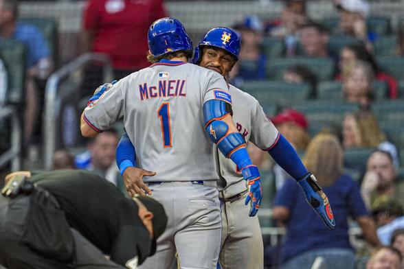 Morning Briefing: Mets' Clubhouse Reportedly Clashed in 2025