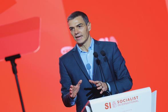 El presidente del Gobierno, Pedro Sánchez, durante su discurso en el Consejo de la Internacional Socialista de este sábado en La Valeta (Malta).