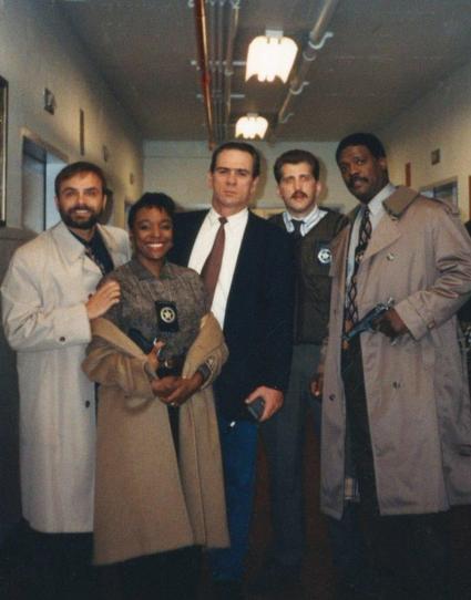 Behind the scenes on THE FUGITIVE (1993).