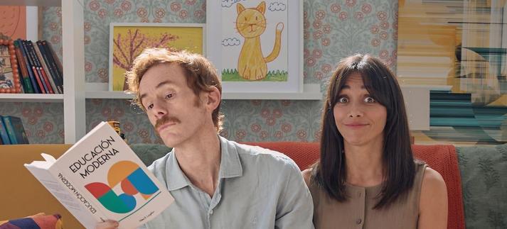 Daniel Pérez Prada y Mariam Hernández son los protagonistas de 'Padre no hay más que uno, la serie'