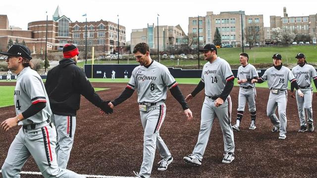 Cincinnati baseball players