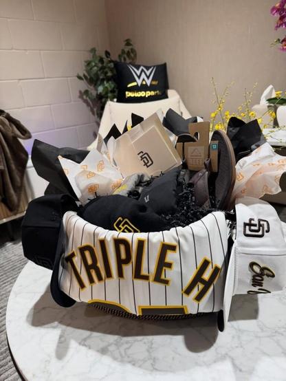 [HHH] Want to thank our hosts Petco Park and the city of San Diego for the incredible hospitality and for making us feel at home on Thanksgiving weekend. Survivor Series