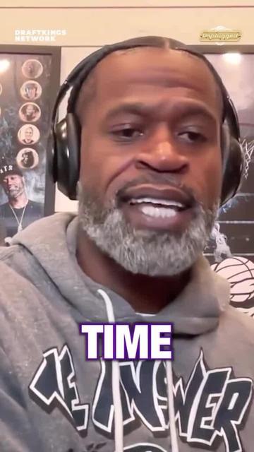 Matt Barnes: "Instead of trying to be a funny guy & disrespecting one of the greatest shooters of all time & 1st ballot HOFer, soak game up from him. But I think that's the problem with this generation & the climate as a whole, it's much easier & more welcome to show disrespect than to show love."