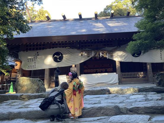 Helping damsels in distress at Tsubaki (Camellia) Grand Shrine