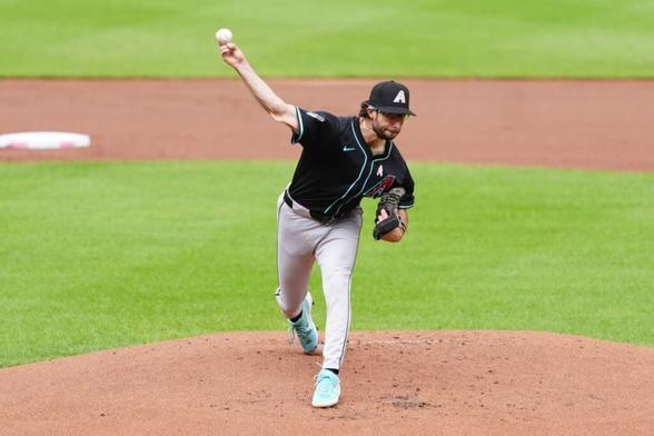 Baltimore Orioles linked to former Cy Young candidate in 2025