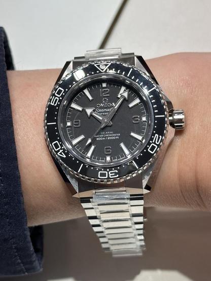 Wrist shot of the grey/black reference