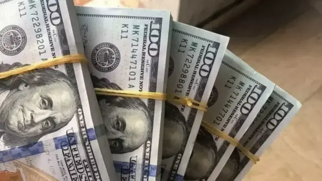 صادم: الفجوة الكارثية في أسعار الصرف اليمنية... 535 مقابل 238 ريال للدولار الواحد؟