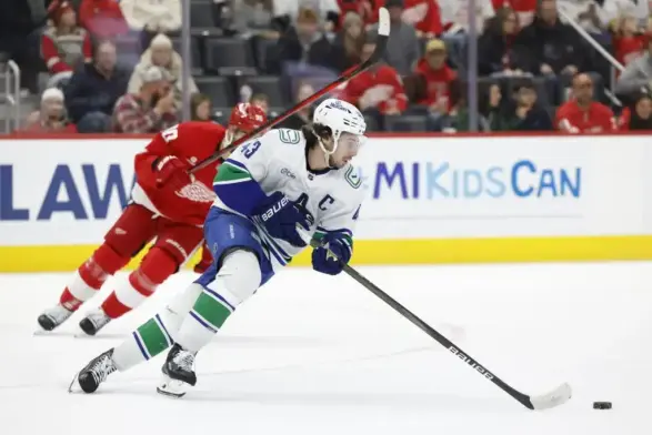 Elliotte Friedman hints at a potential Dylan Larkin trade in latest Quinn Hughes report
