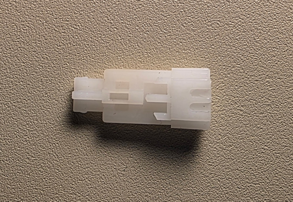 Top down side view of the Apple IIe keystem.