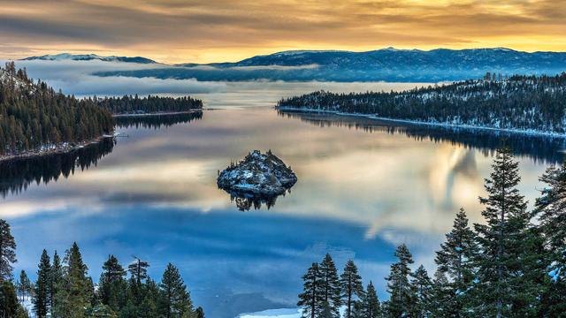 The lonely island - © Michael Marfell / Adobe Stock