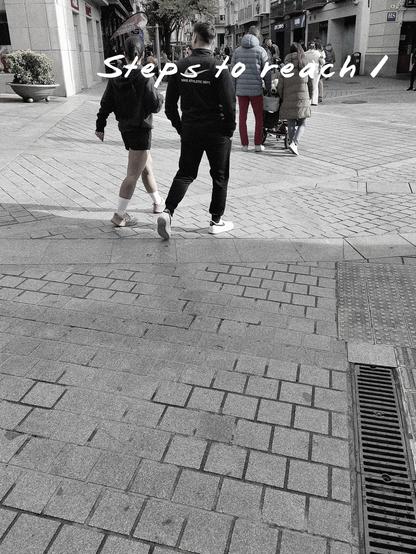 Huesca street photography made with the GNU Image Manipulation Program + G'Mic filters.