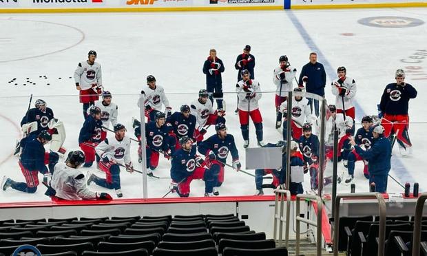 Winnipeg Jets Practice Report – Illegal Curve Hockey