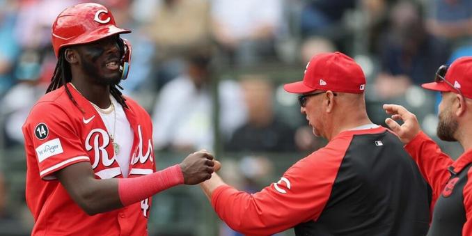 Francona wants more days off De La Cruz in 2026.