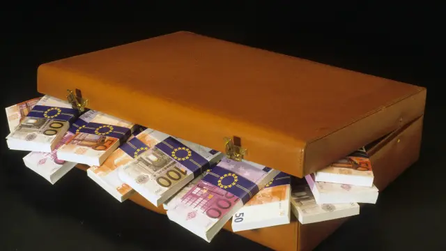 Valigia con soldi = corruzione