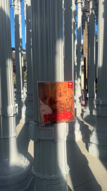 251209 تحديث روزي (مصاصة الدماء) على الانستغرام