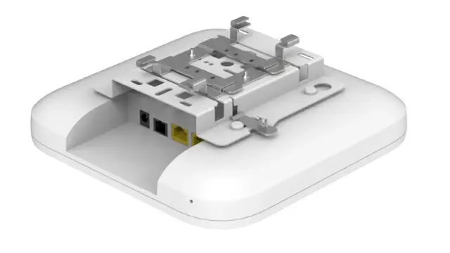 <figure class="wp-block-image size-full wp-lightbox-container"><img alt="Imagem mostra um modem da ZTE de cor branca, que pode ser preso ao teto. O fundo da imagem também é branco" class="wp-image-870419" height="592" src="https://files.tecnoblog.net/wp-content/uploads/2025/12/zte-zxen-g1660g-edited.webp" width="1052" /><button class="lightbox-trigger" type="button">
			<svg fill="none" height="12" viewBox="0 0 12 12" width="12" xmlns="http://www.w3.org/2000/svg">
				<path d="M2 0a2 2 0 0 0-2 2v2h1.5V2a.5.5 0 0 1 .5-.5h2V0H2Zm2 10.5H2a.5.5 0 0 1-.5-.5V8H0v2a2 2 0 0 0 2 2h2v-1.5ZM8 12v-1.5h2a.5.5 0 0 0 .5-.5V8H12v2a2 2 0 0 1-2 2H8Zm2-12a2 2 0 0 1 2 2v2h-1.5V2a.5.5 0 0 0-.5-.5H8V0h2Z" fill="#fff">
			</svg>
		</button><figcaption class="wp-element-caption">ZTE ZXEN G1660G já pode ser comercializado no país (imagem: divulgação/ZTE)</figcaption></figure>


<details class="tb-resumo tb-callout padrao">
    Resumo
    <div class="tb-resumo-topicos tb-callout-texto"><ul>
<li>A ZTE, fabricante chinesa de equipamentos de rede, homologou na Anatel o modem ZXEN G1660G, que pode ser fixado em teto, parede ou postes.</li>
<li>O produto suporta Wi-Fi 6 nas faixas de 2,4 e 5 GHz, possui duas portas Ethernet de 1 gigabit por segundo e conector SC/UPC para fibra GPON.</li>
<li>Alimentação via conector de 12 V é mencionada pela fabricante, mas Power over Ethernet e Power over Fiber não são confirmados nos documentos.</li>
</ul>
</div>
</details>


<p>Access points instalados no teto não são n