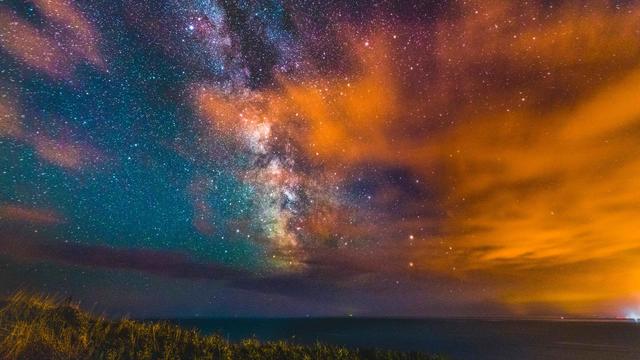 Gazing into the past - © Pawel Libera / The Image Bank / Getty Images