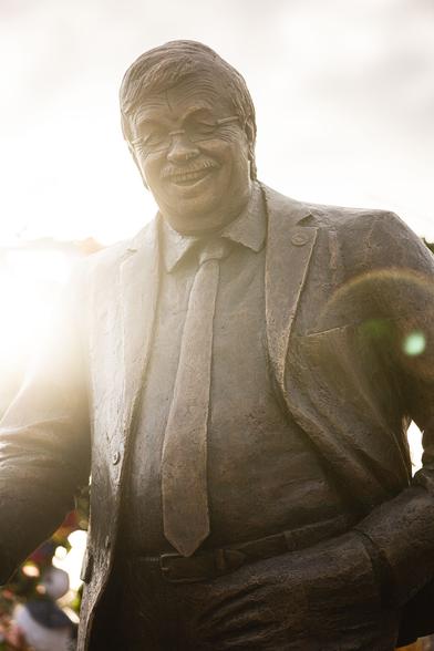 Walter Lübcke als Statue vor der CDU Parteizentrale