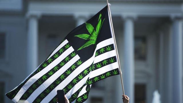 Trump expected to sign executive order to reclassify marijuana as soon as Monday, source tells CNBC; pot stocks surge