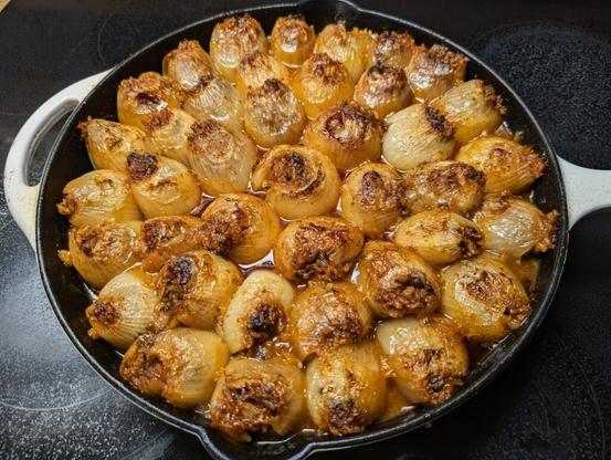 Soğan Dolması (Turkish Stuffed Onions)