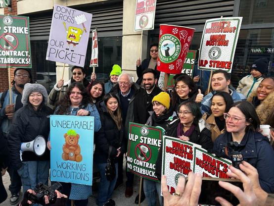Sen. Sanders, Mayor-elect Mamdani with union Starbucks baristas in Park Slope, Brooklyn