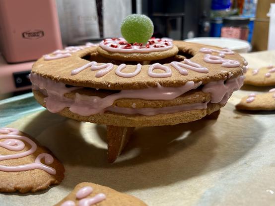 Sama rakennelma sivusta kuvattuna