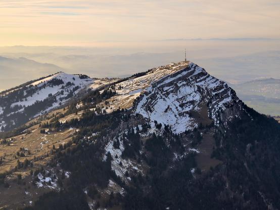 Neujahrsflug in den Schweizer Alpen - im Blick die Rigi
