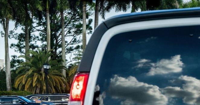 Trump's motorcade in Florida rerouted due to 'suspicious object' :: WRAL.com