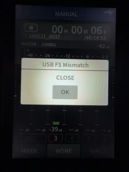 Photo of the Tascam Portacapture X8 error dialog - "USB FS Mismatch"