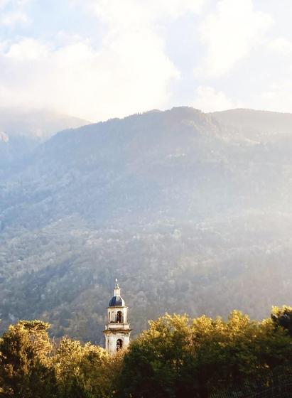 Treehouse Days - Sean Angus Watson <a href="https://youtu.be/mUI_wiiefaw?si=ciaLeXsgBG4as7az" rel="noreferrer nofollow">youtu.be/mUI_wiiefaw?si=ciaLeXsgBG4as7az</a>