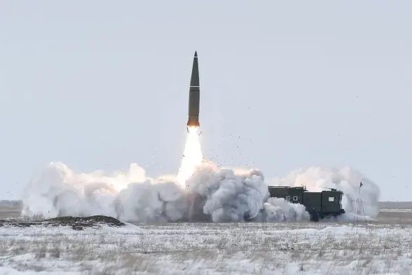 A Russian Iskander-M ballistic missile is launched at the Kapustin Yar proving ground (Wikimedia)