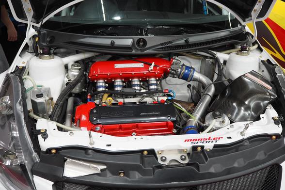 Super Swift 2013's engine. It's a based on M16A which was increased displascement from 1.6l to 1.9l and added a turbocharger.