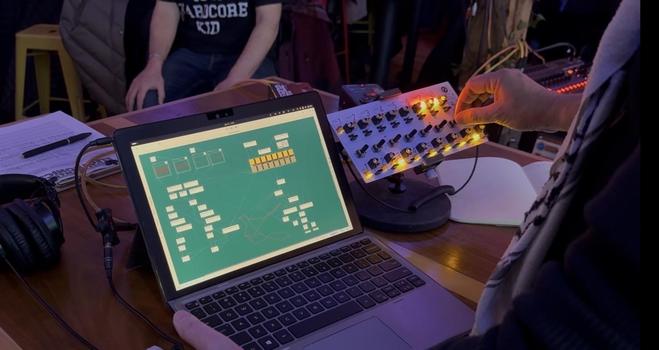 The plugdata patch and the Palette in action.